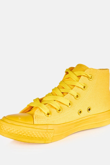 Žlté detské tenisky nad...