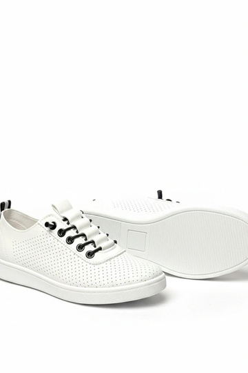 Biele vyberateľné...