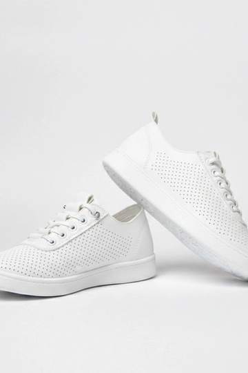 Biele vyberateľné... 2