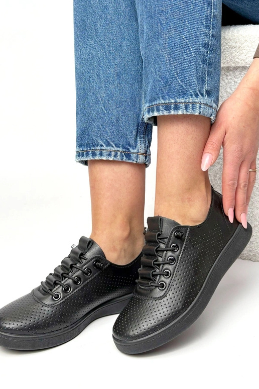 Čierne vyberateľné perforované...