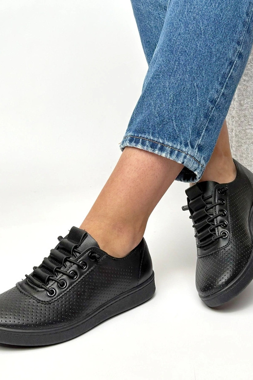 Čierne vyberateľné perforované...