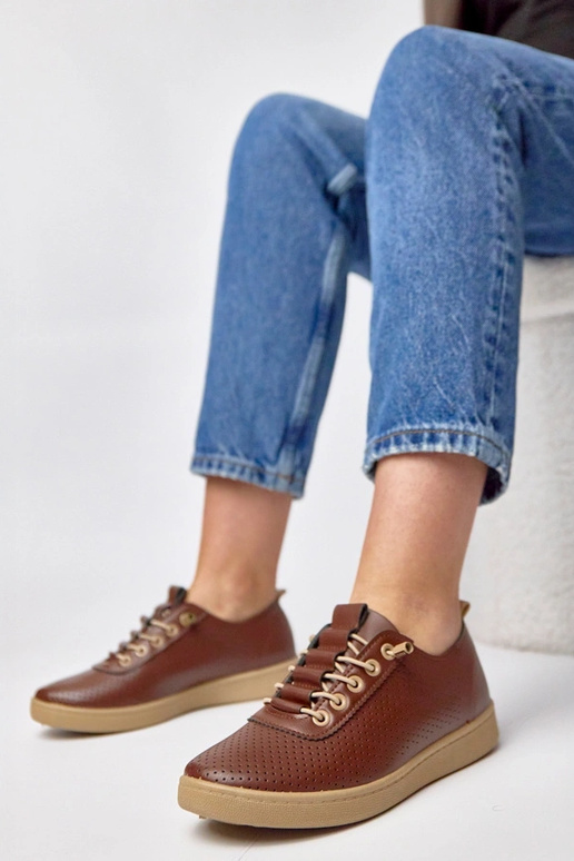 Hnedé vyberateľné perforované tenisky...