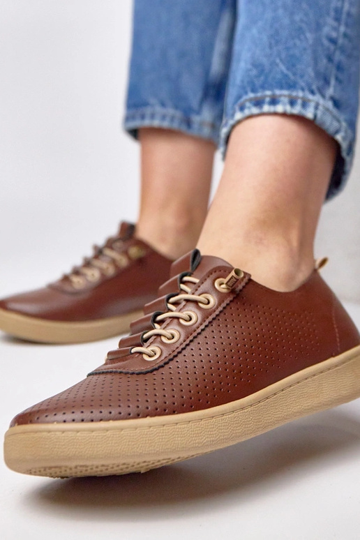 Hnedé vyberateľné perforované tenisky...