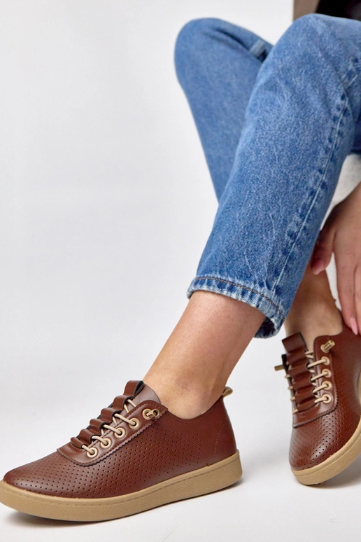 Hnedé vyberateľné perforované tenisky...