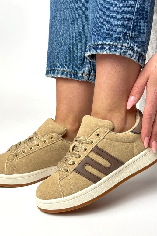 Tmavo pieskové každodenné tenisky...