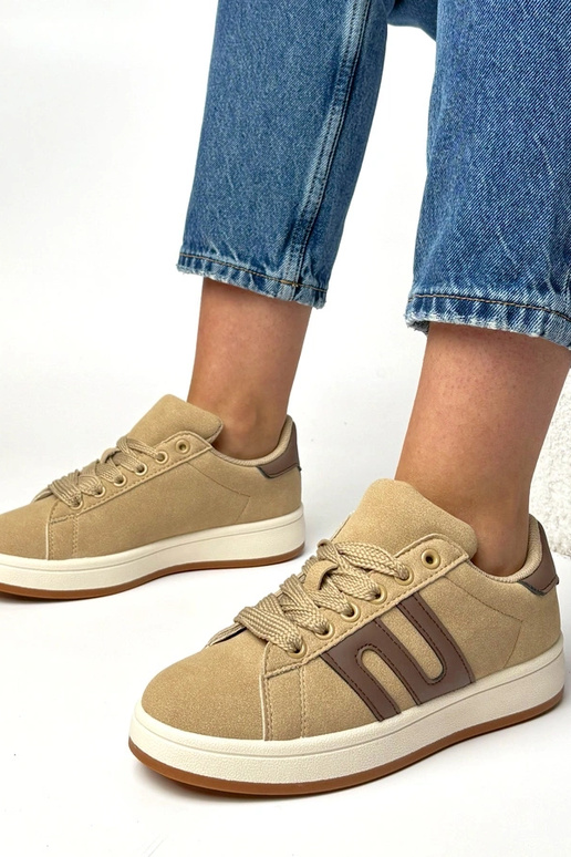 Tmavo pieskové každodenné tenisky...