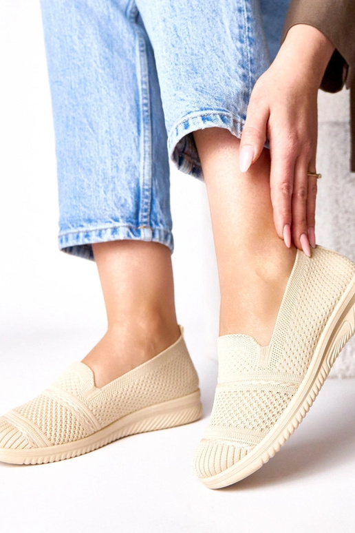 Svetlo piesková farba nazúvacie...