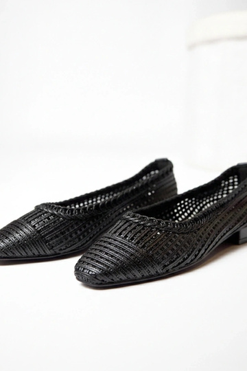 Čierne čipkované balerínky... 2