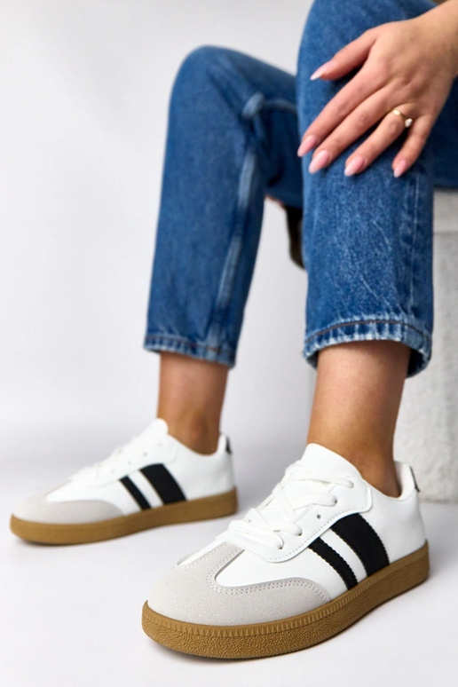 Biele každodenné tenisky na platforme...