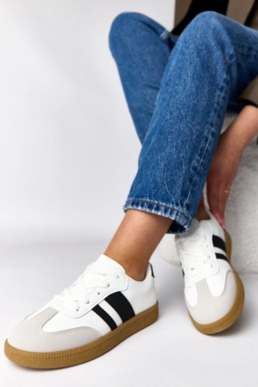 Biele každodenné tenisky na platforme...