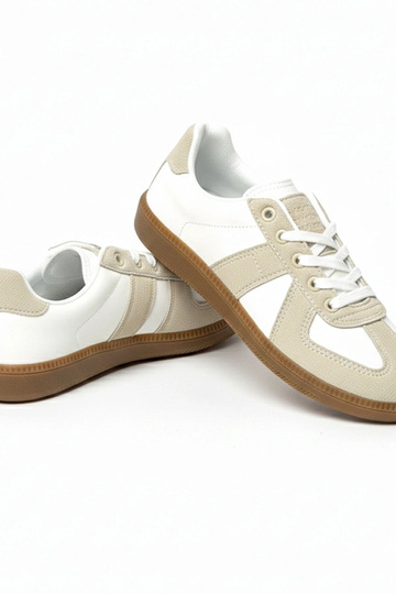 Bielo-svetlo piesková farba... 2