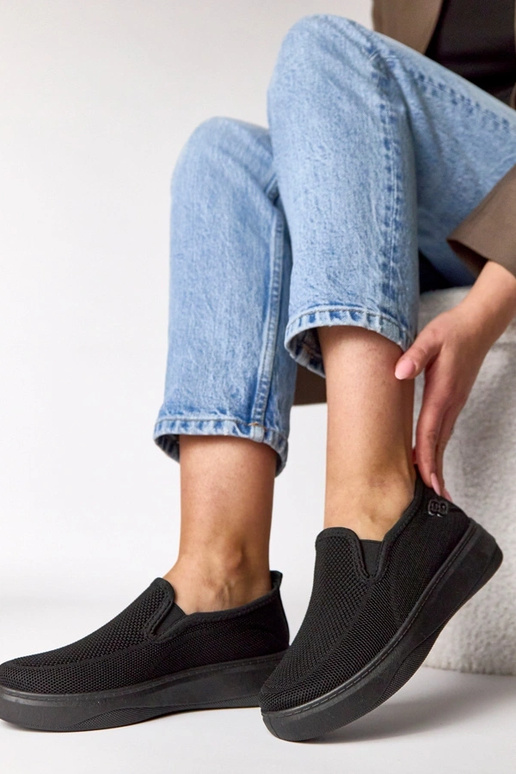 Čierne textilné tenisky na platforme...