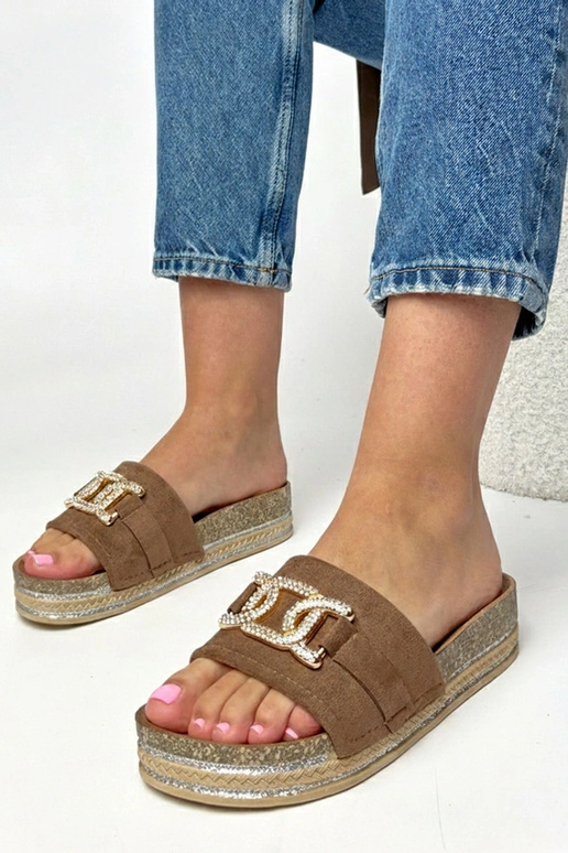 Hnedé platformové šľapky s...