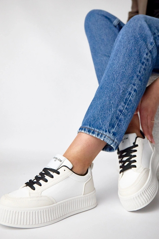 Bielo-čierne tenisky na platforme...