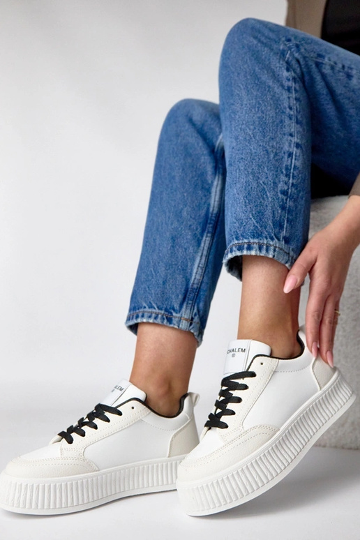 Bielo-čierne tenisky na platforme...