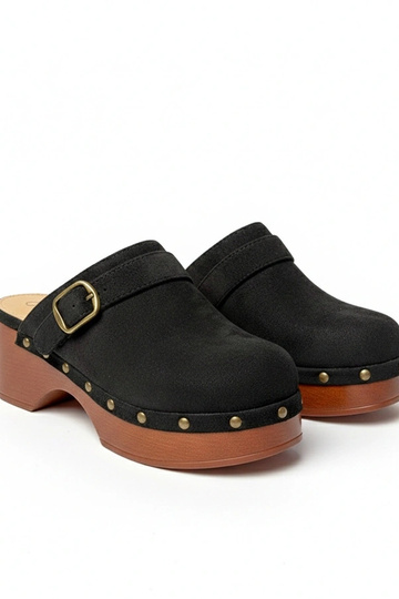 Čierne šľapky klumpové z...