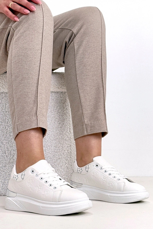 Biele športové tenisky s viazaním Peyton