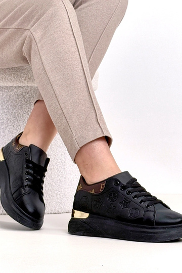 Čierne športové tenisky s...