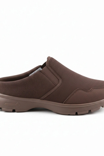 Hnedé pánske nízke športové...