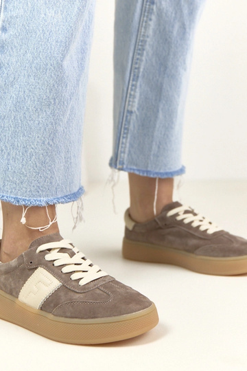 Tmavo-hnedé kožené športové...