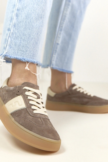 Tmavo-hnedé kožené športové... 2