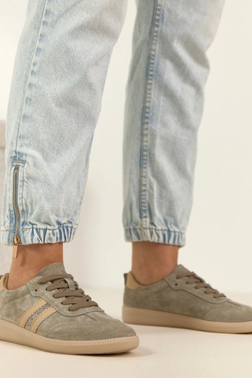 Chaki kožené športové...