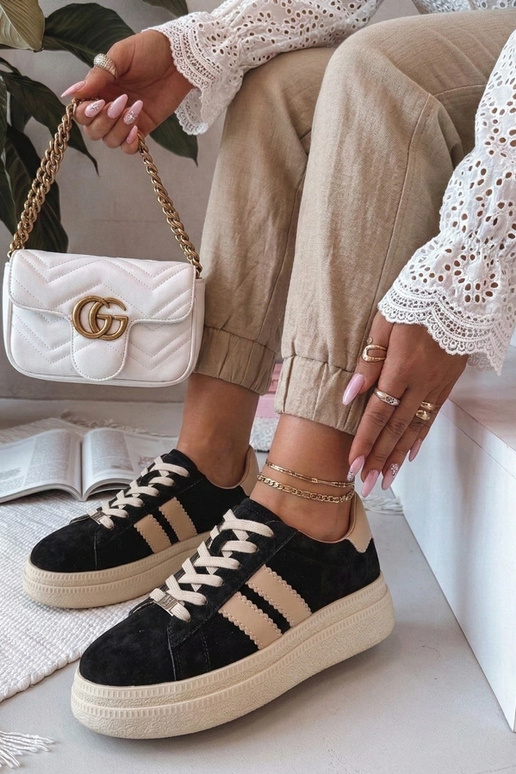 Čierne kožené tenisky s platformou...