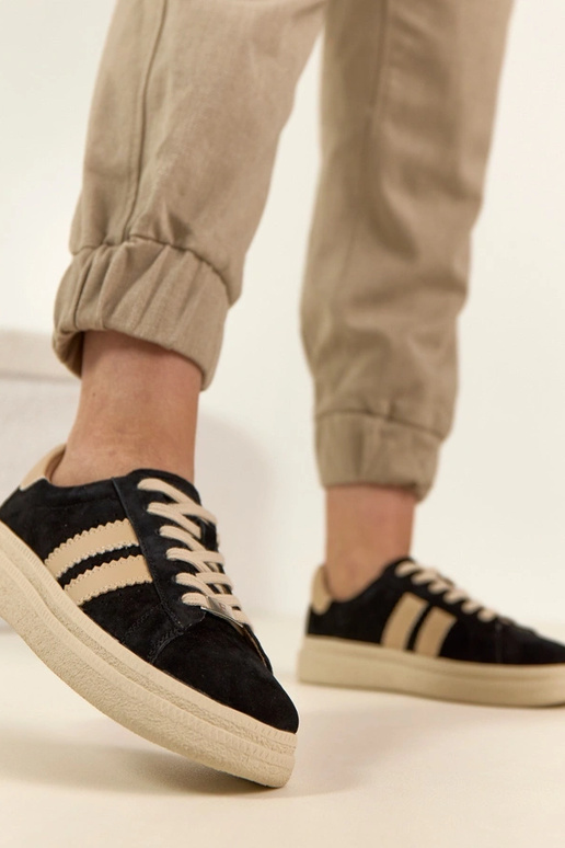 Čierne kožené tenisky s platformou...