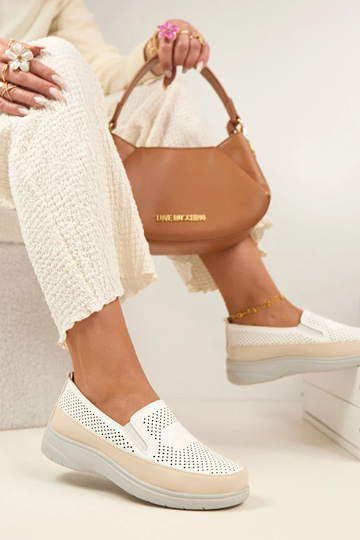 Biele pieskové priedušné...