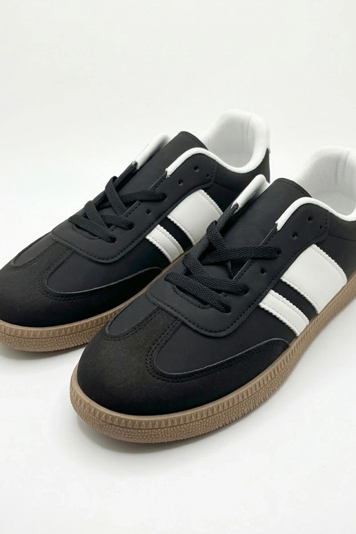 Čierne pánske športové topánky Juno