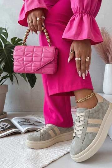 Sivé kožené topánky na... 2