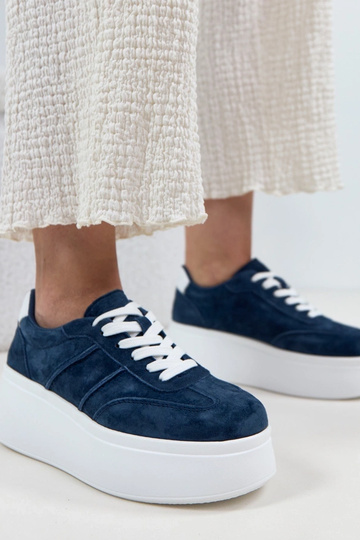 Tmavo modré kožené topánky... 2