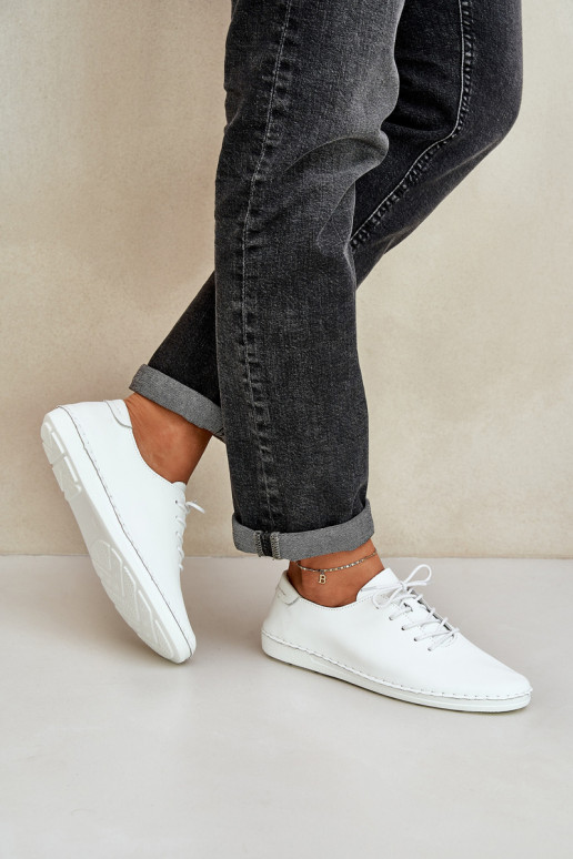 Topánky na šnurovanieZapnutéturalnej Skóry D&A LR51-645 biela farba