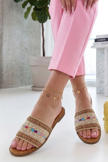 Pieskové šľapky zdobené... 2