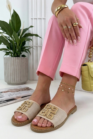 Pieskové šľapky zdobené...