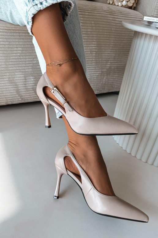 Lodičky s výrezmi a sponami Vinceza 62288 šedej farby