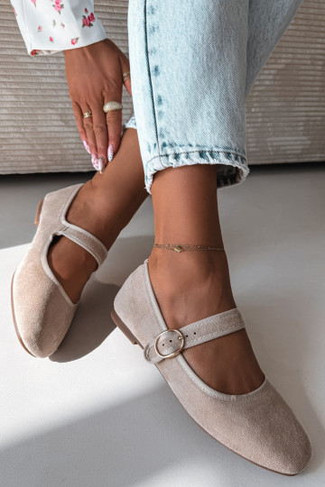 Balerínky s popruhmi I Złotą s prackami slonovina Kelisa