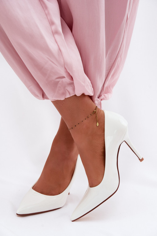 Klasické lakované ihličkyImitacji Skóry biela farba Odira