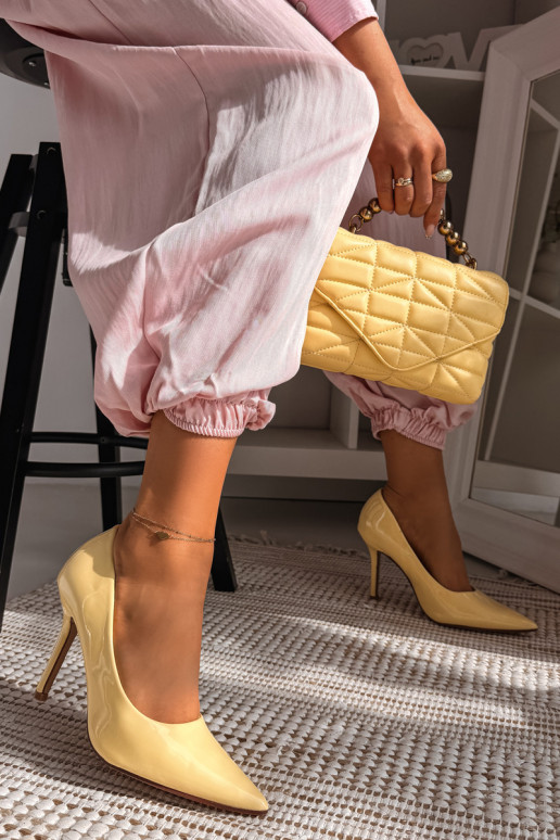 Klasické lakované ihličkyImitacji Skóry žltá Odira