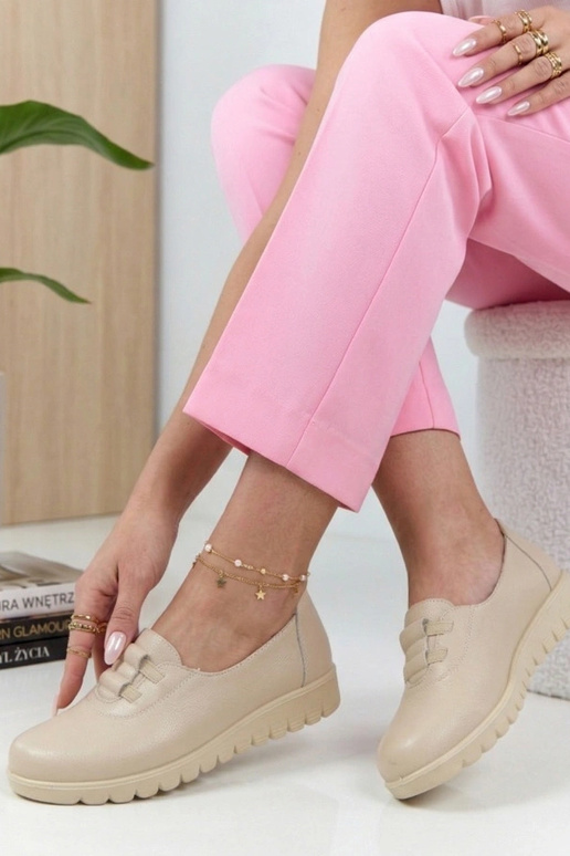 Piesočnaté poltopánky s nízkym...