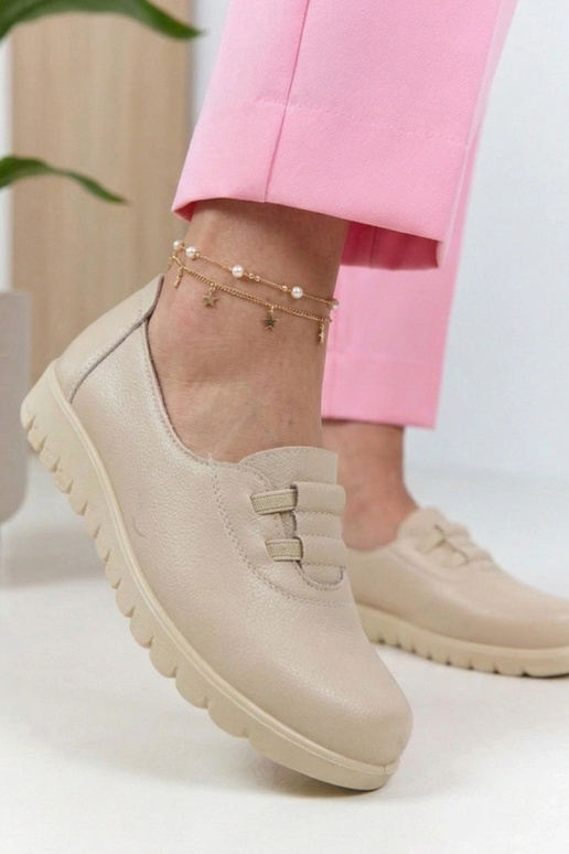 Piesočnaté poltopánky s nízkym...