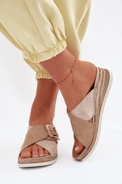 Dámske papuče s platformou ozdobiť s prackami Inblu RV000012 Hnedá farba