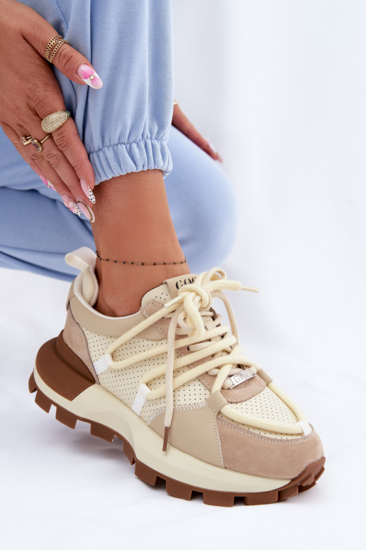 Kožené zo semišu Tenisky model obuvi Dámske GOE TT2N4021 béžová