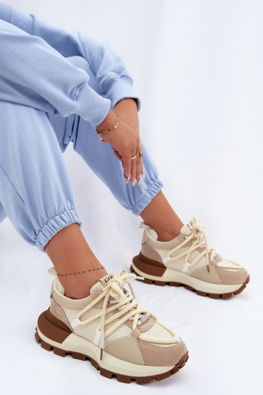 Kožené zo semišu Tenisky model obuvi Dámske GOE TT2N4021 béžová