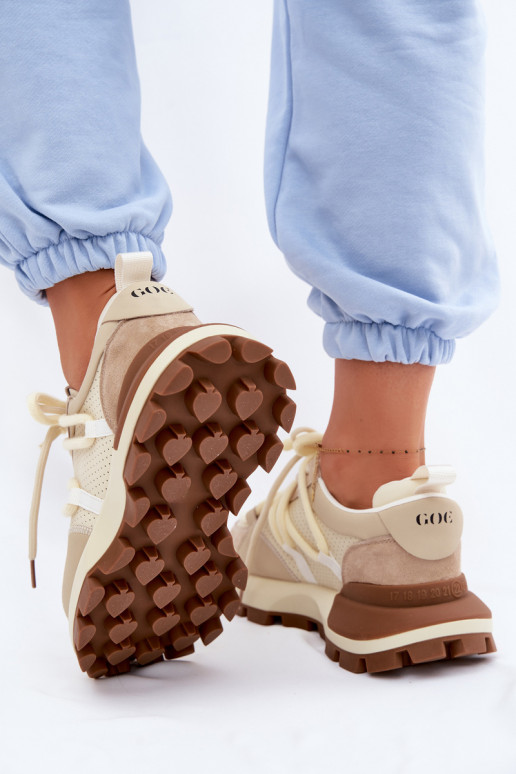 Kožené zo semišu Tenisky model obuvi Dámske GOE TT2N4021 béžová