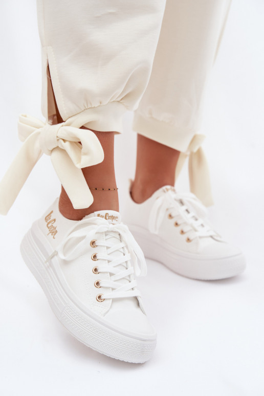bežná obuv s platformou Lee Cooper LCIN-26-44-4482 biela farba