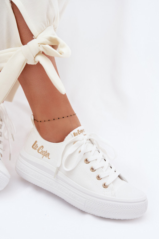 bežná obuv s platformou Lee Cooper LCIN-26-44-4482 biela farba