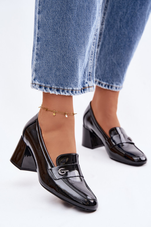 Lakované polokožené topánky Dámske s podpätkami Vinceza 18119 čierna