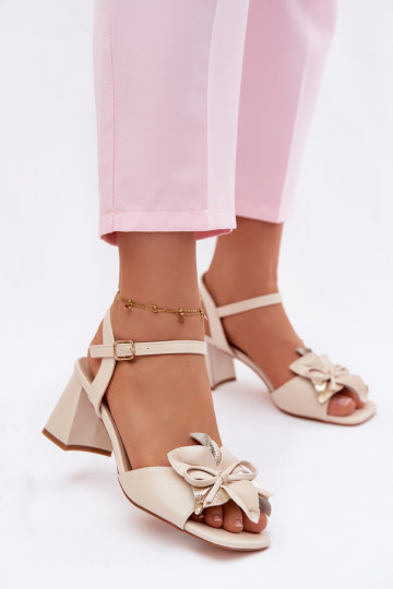 Dámske sandále na vysokom opätku S Ornatem Kvet Vinceza 20283 béžová 2