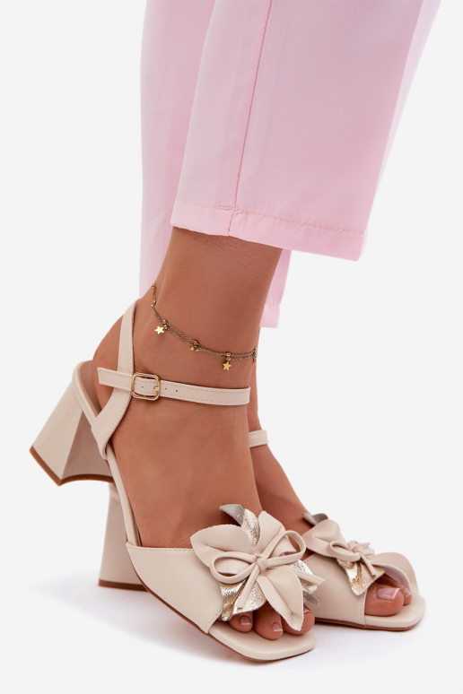 Dámske sandále na vysokom opätku S Ornatem Kvet Vinceza 20283 béžová